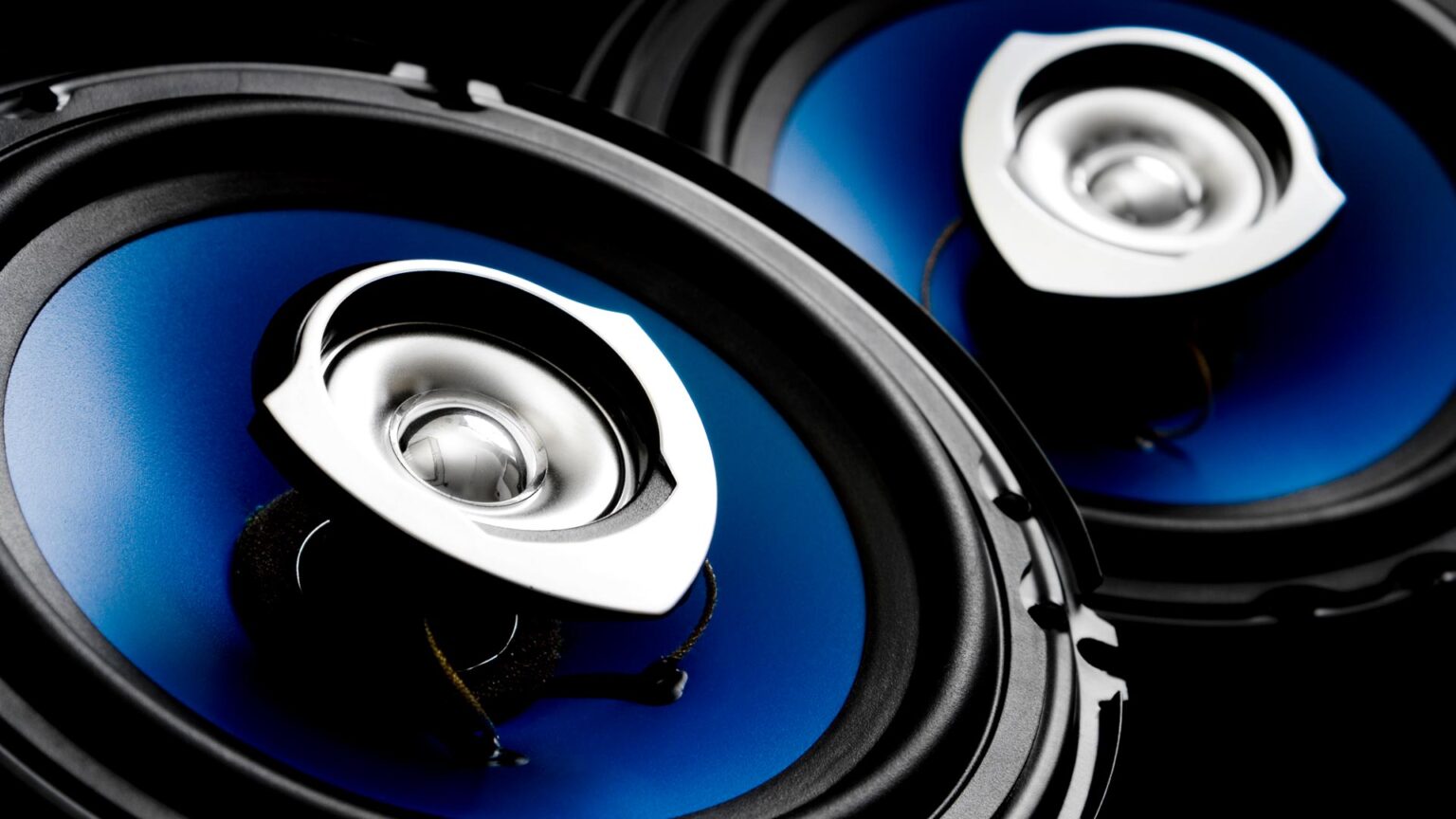 best-affordable-car-gadgets-to-improve-car-audio-atulhost
