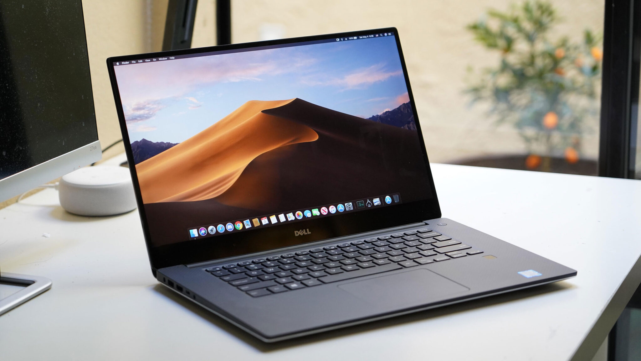 Kebaikan Hackintosh, ialah kos yang lebih murah, kemudahan membaiki dan kebebasan untuk menggunakan pilihan komponen sesuai yang tidak terdapat dalam produk Apple berjenama. MacOS juga boleh dijalankan pada beberapa platform virtualisasi bukan Apple. Komputer riba Hackintosh kadangkala dikenali sebagai "Hackbooks". Ianya layak untuk menjadi mesin & Aplikasi kepada designer. Kebaikan Hackintosh, ialah kos yang lebih murah, kemudahan membaiki dan kebebasan untuk menggunakan pilihan komponen sesuai yang tidak terdapat dalam produk Apple berjenama. MacOS juga boleh dijalankan pada beberapa platform virtualisasi bukan Apple. Komputer riba Hackintosh kadangkala dikenali sebagai "Hackbooks". Ianya layak untuk menjadi mesin & Aplikasi kepada designer.