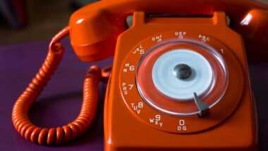 The benefits of having a separate phone number for your small business