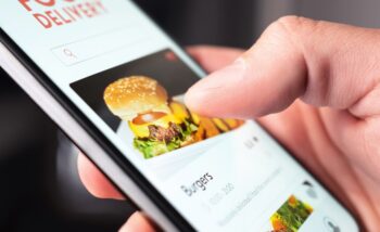 Advantages of custom food delivery application development